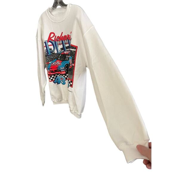 Vintage Richard Petty 43 Car White Sweatshirt Size Medium - Picture 3 of 5